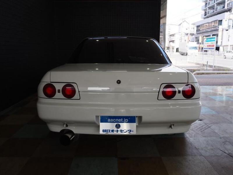 SKYLINE