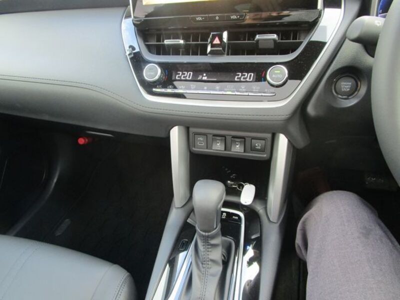 COROLLA CROSS