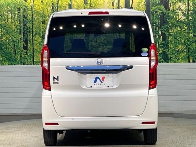 N BOX