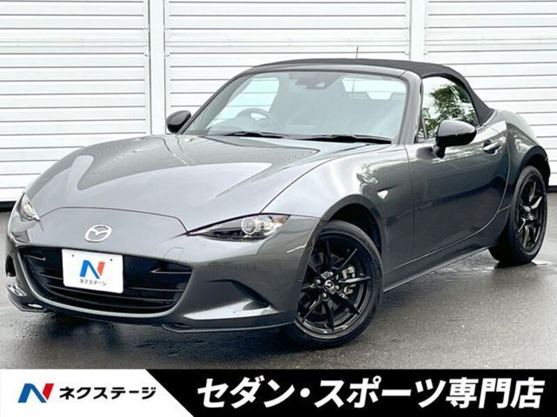 ROADSTER-0