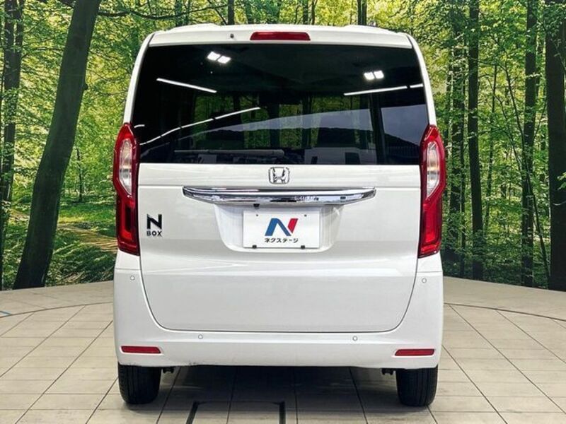 N BOX