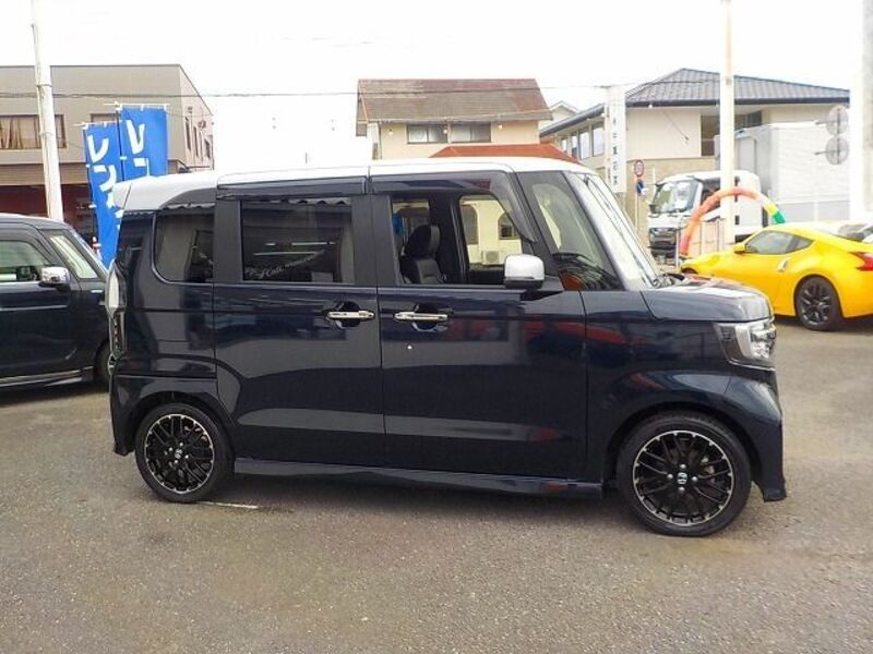 N BOX CUSTOM