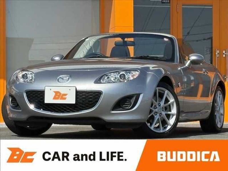 ROADSTER-0