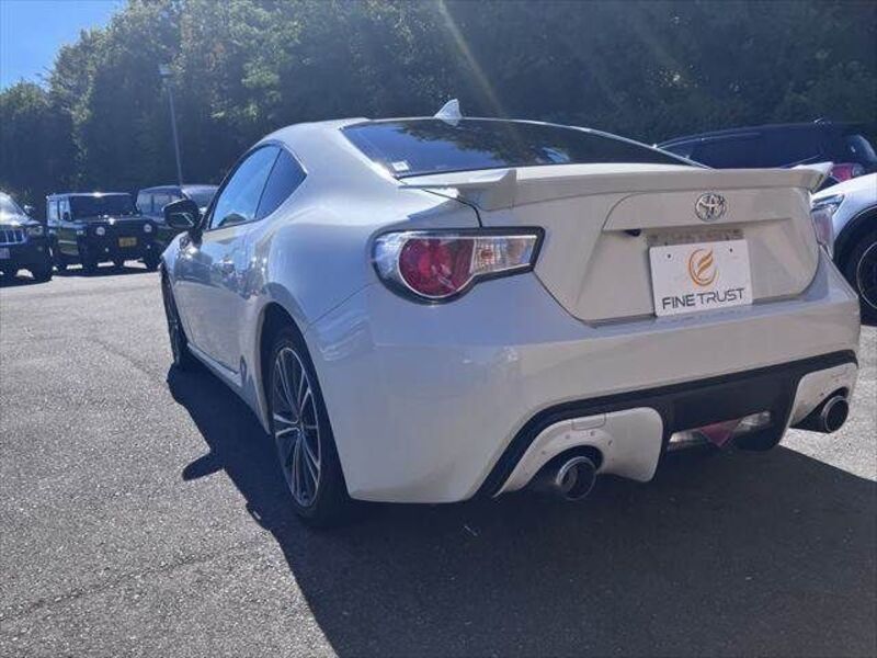 86