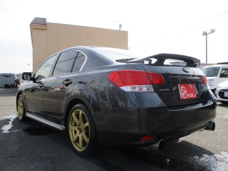 LEGACY B4
