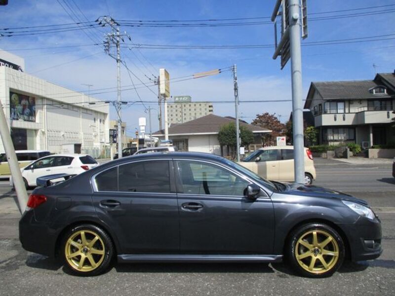 LEGACY B4