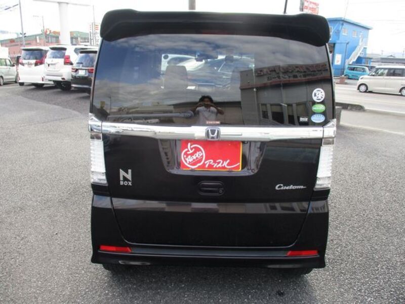 N BOX CUSTOM
