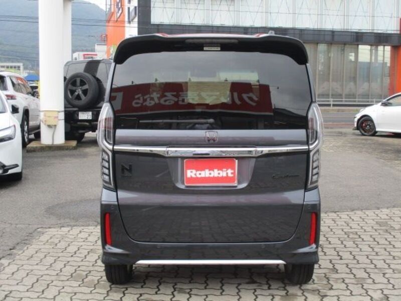 N BOX CUSTOM
