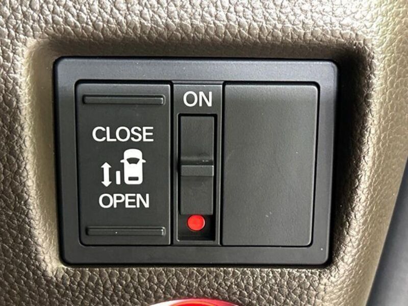 N BOX