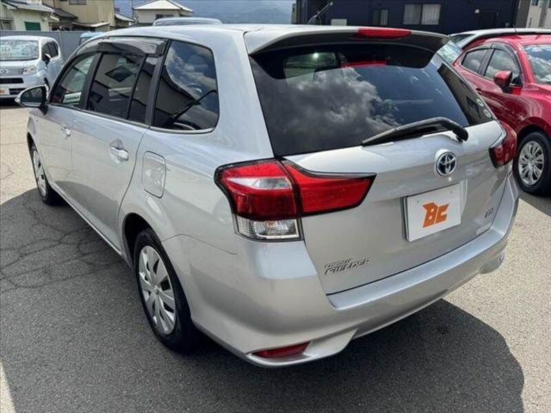 COROLLA FIELDER