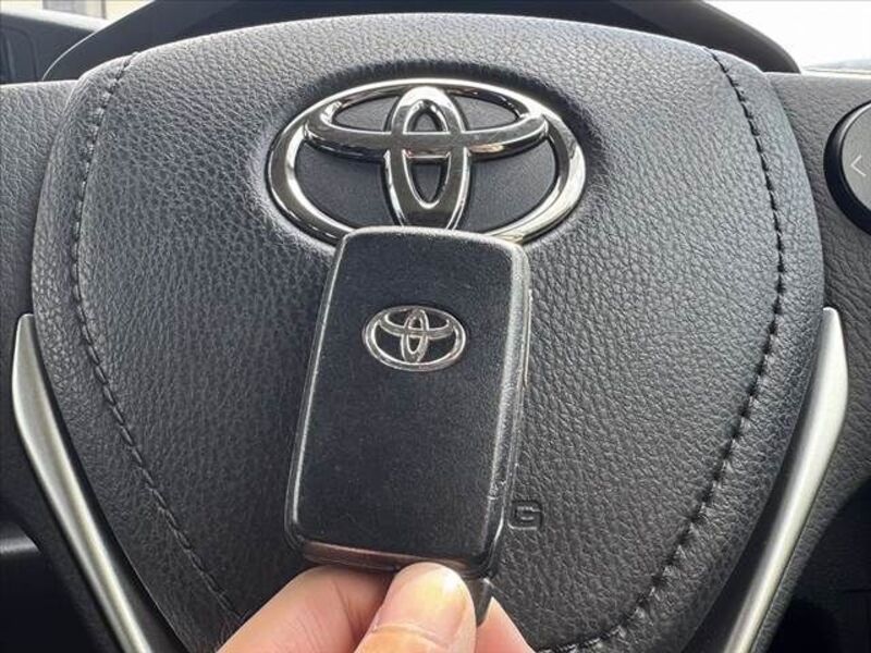COROLLA FIELDER
