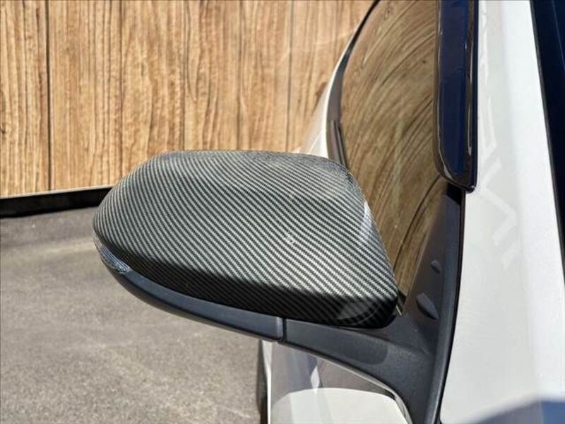 GR YARIS