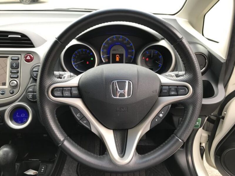 FIT HYBRID