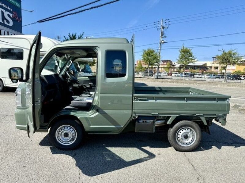 CARRY TRUCK