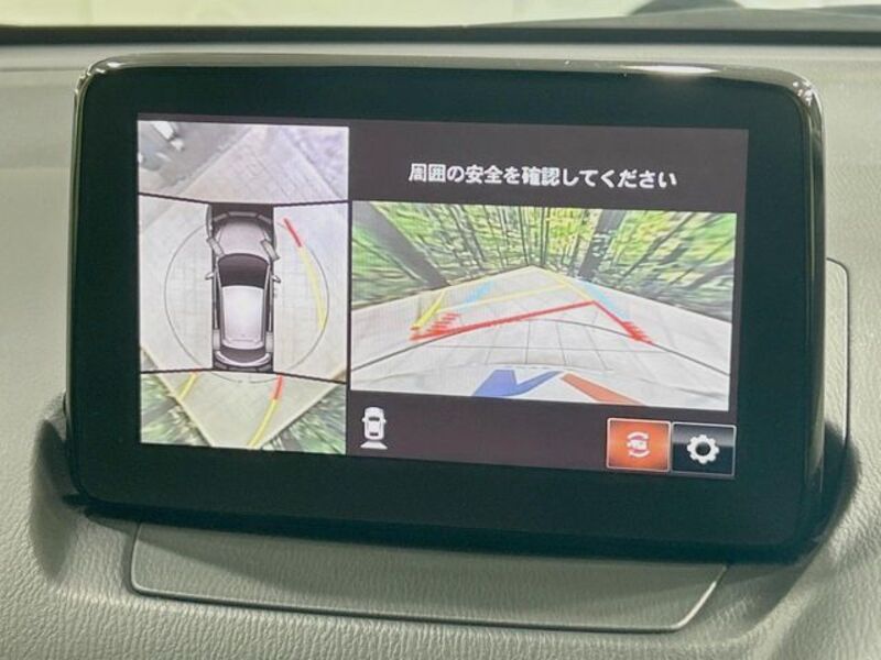 MAZDA2