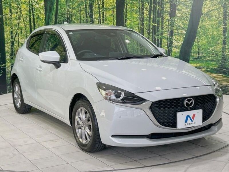 MAZDA2