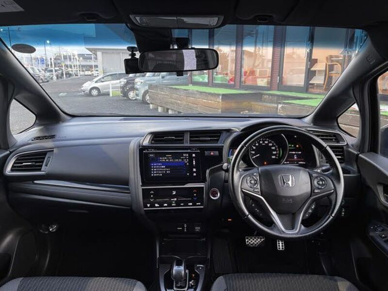 FIT HYBRID