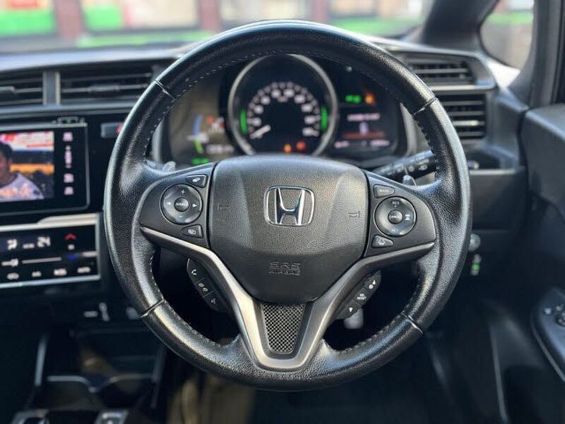 FIT HYBRID
