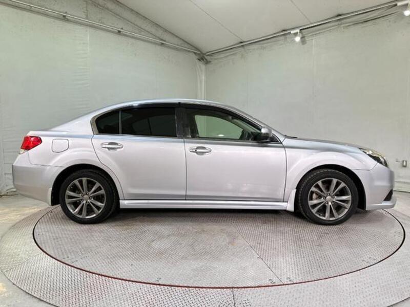 LEGACY B4