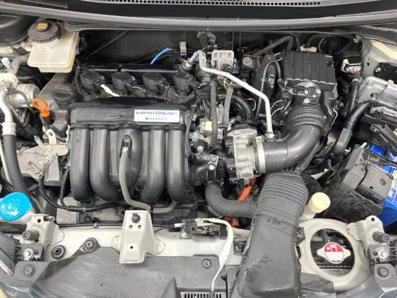 FIT HYBRID