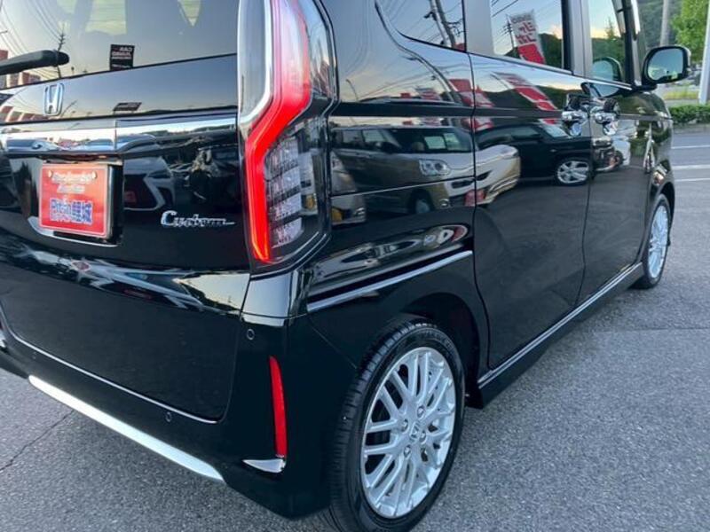 N BOX CUSTOM