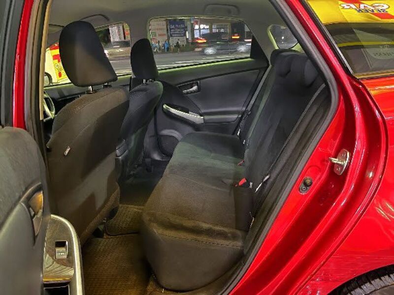 PRIUS PHV
