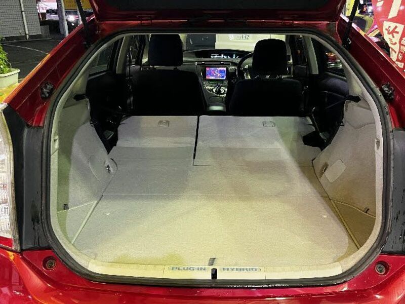PRIUS PHV