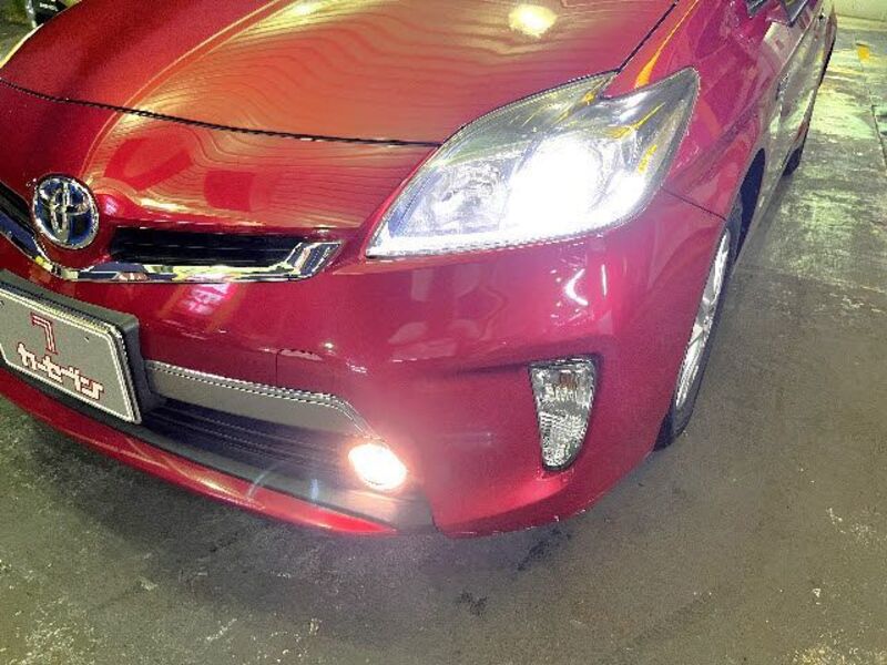 PRIUS PHV