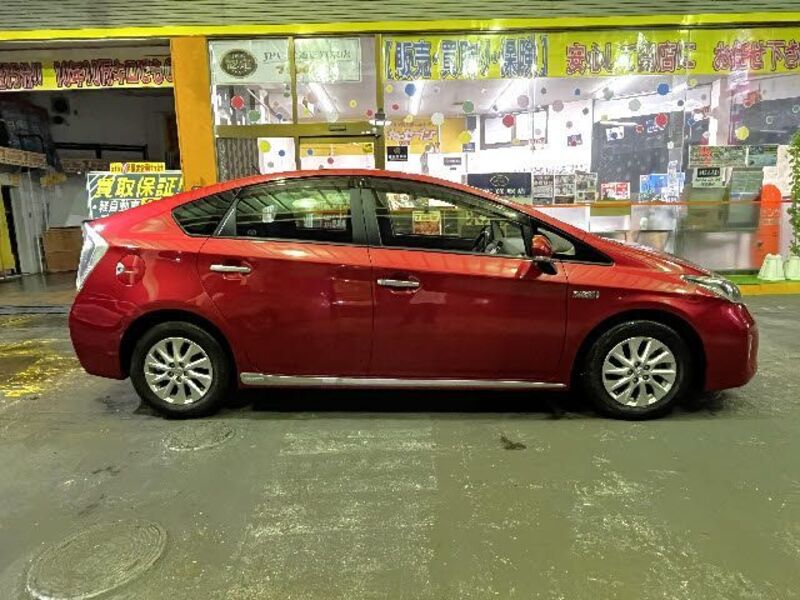 PRIUS PHV