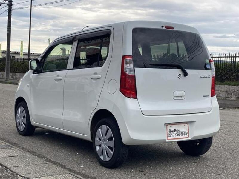 WAGON R