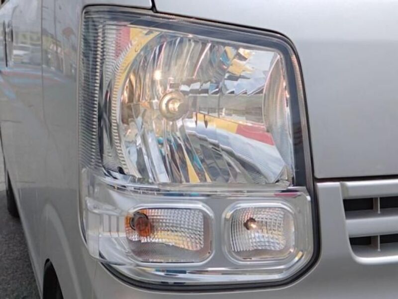 MINICAB VAN