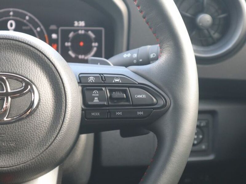 GR YARIS