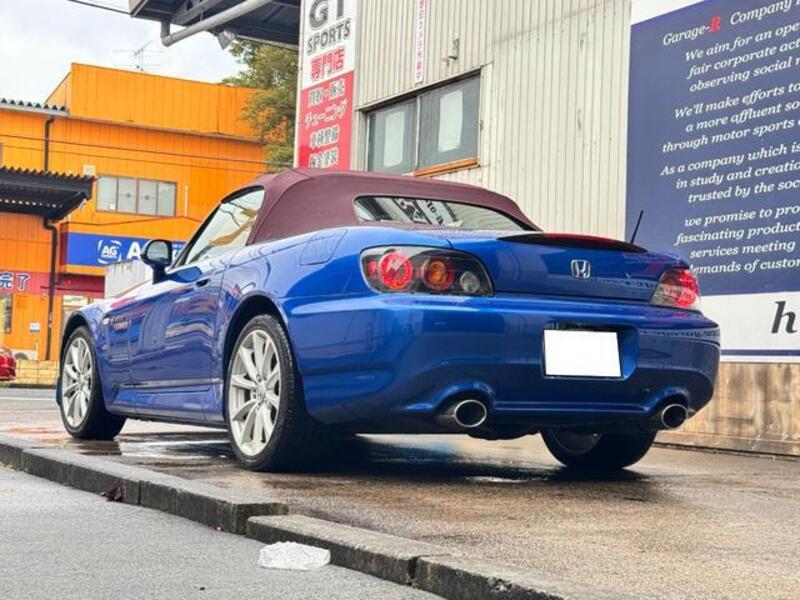 S2000