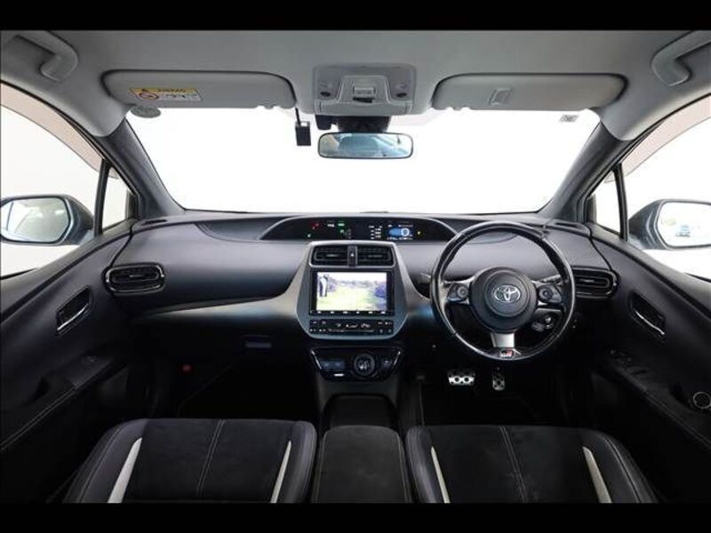 PRIUS PHV