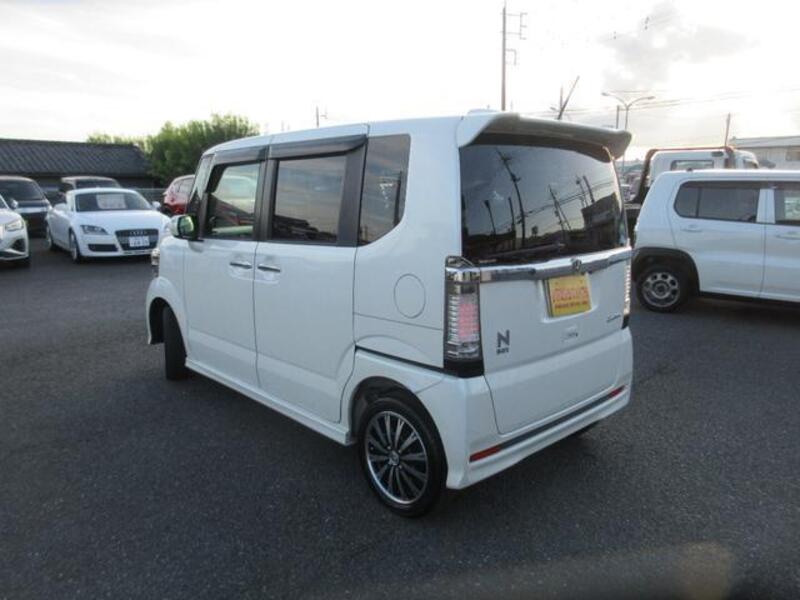 N BOX CUSTOM