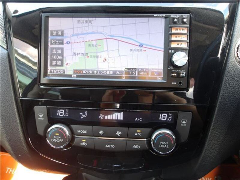 X-TRAIL