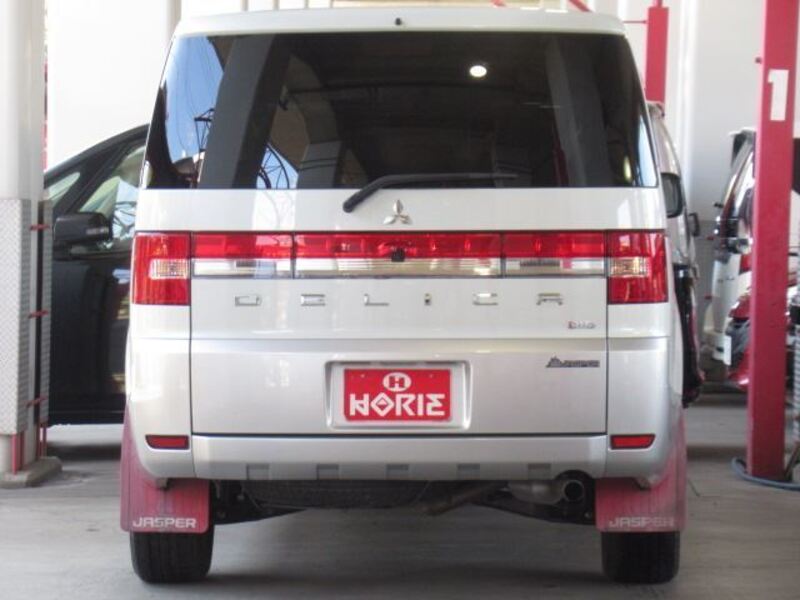 DELICA D5