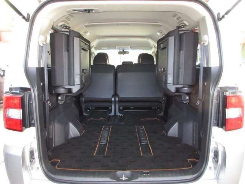 DELICA D5
