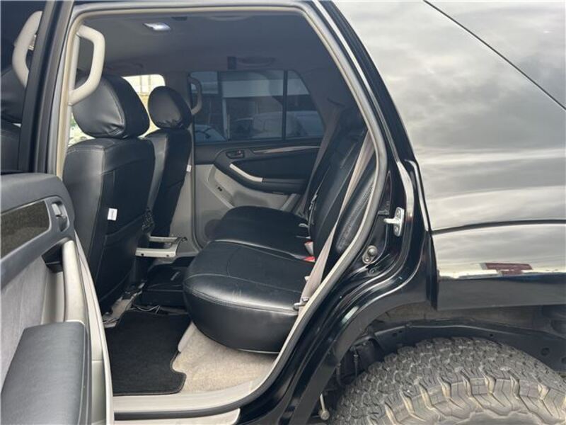 HILUX SURF