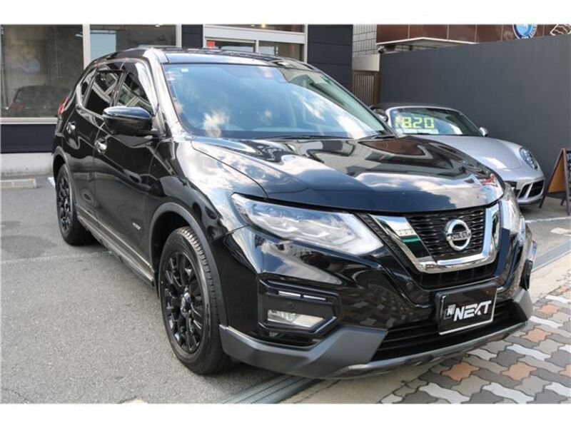 X-TRAIL