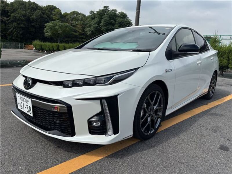 TOYOTA PRIUS PHV