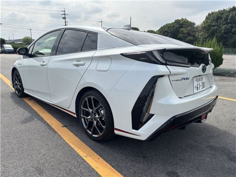 PRIUS PHV