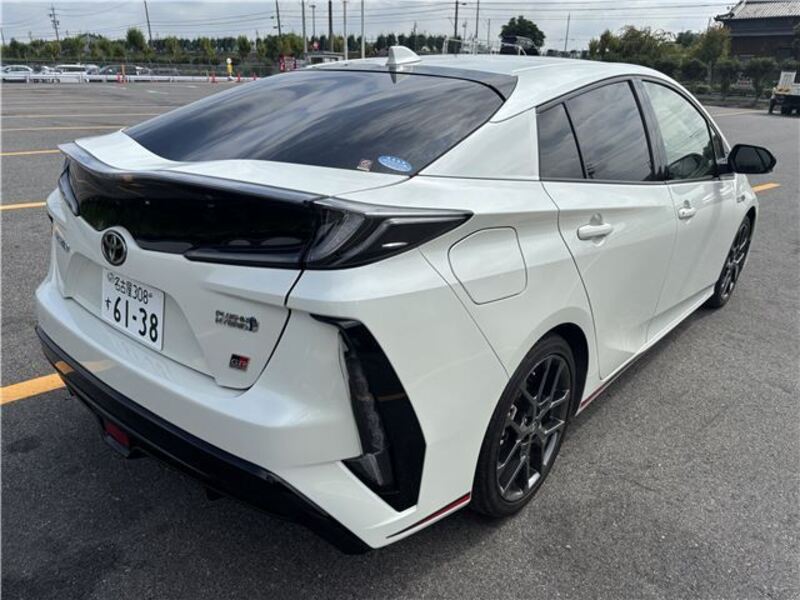 PRIUS PHV