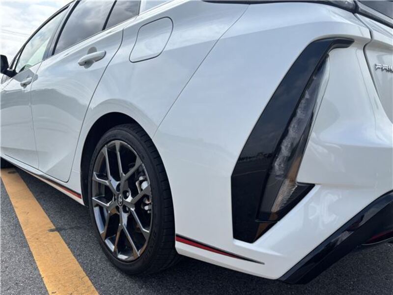 PRIUS PHV