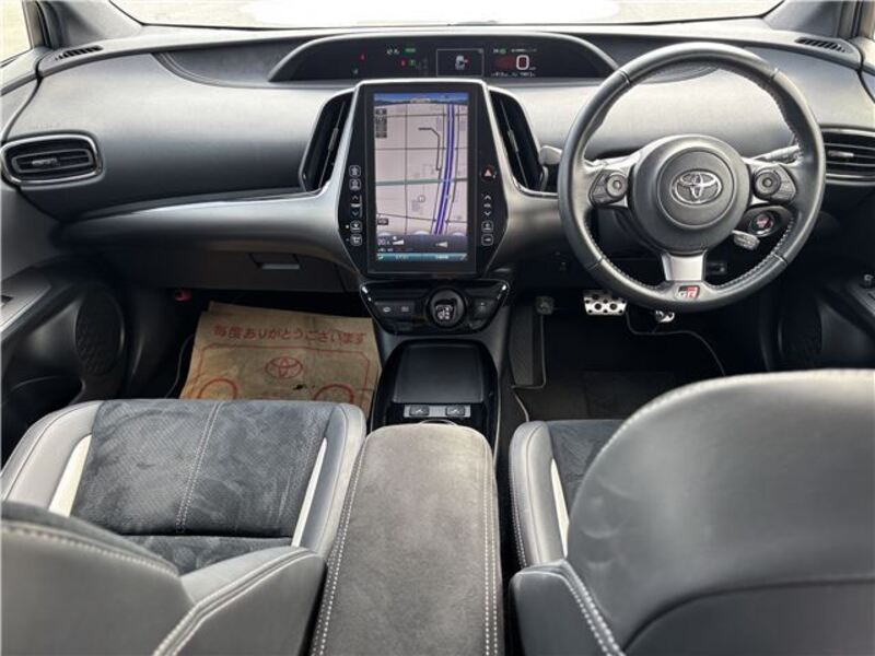PRIUS PHV