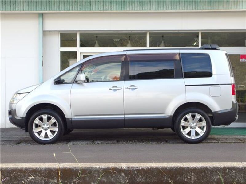 DELICA D5