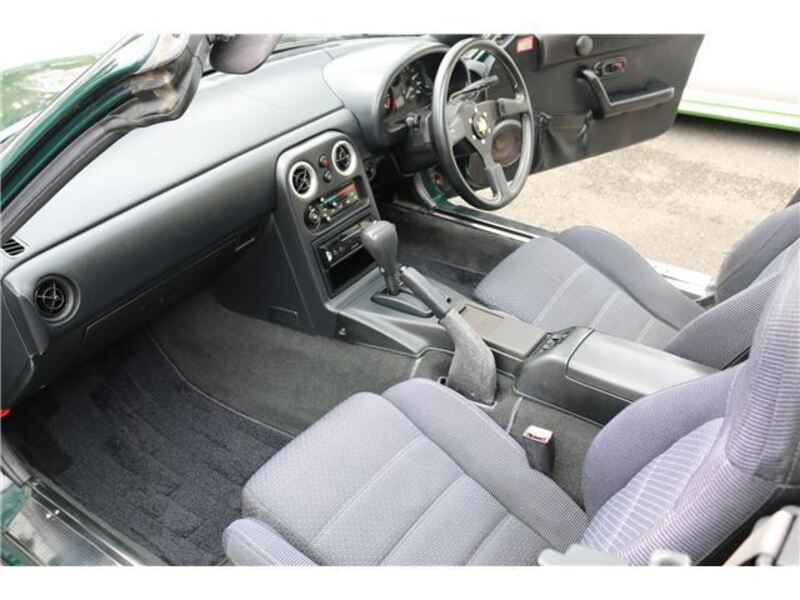 EUNOS ROADSTER