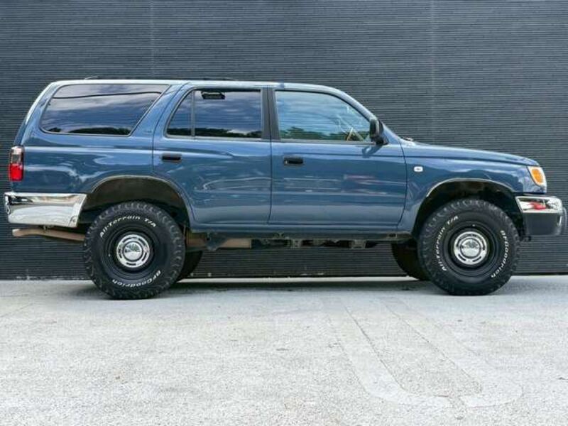 HILUX SURF