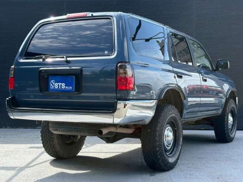 HILUX SURF