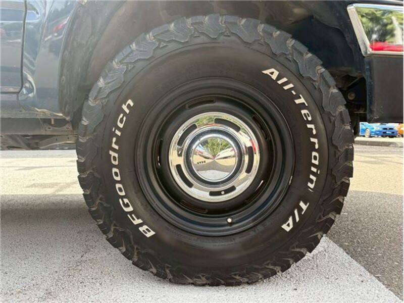 HILUX SURF